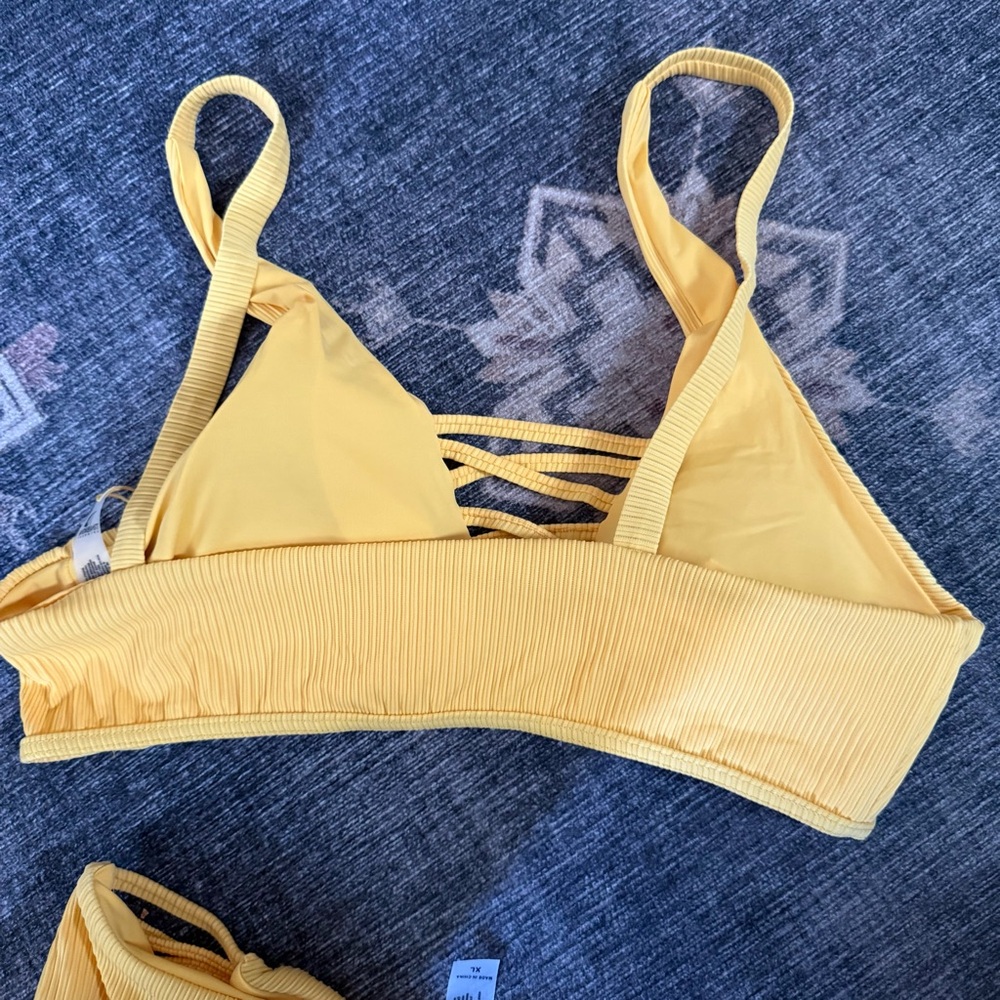 Yellow Ribbed Bikini Set - Picture 5 of 5